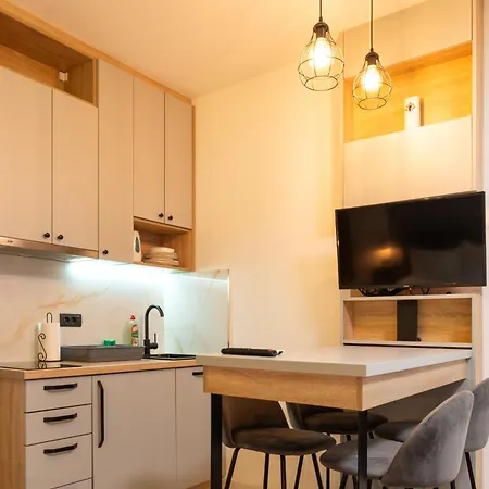 Apartment & Free Parking *